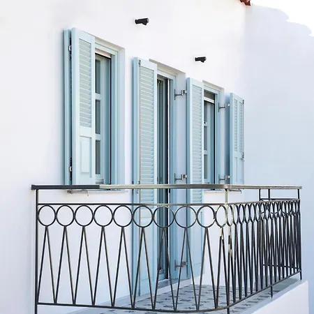 Nerofaoma House * Dhriopís